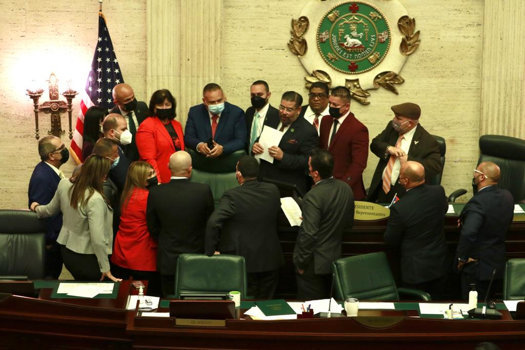 Cámara aprueba con enmiendas resolución que atiende cambios al presupuesto para el pago de la deuda